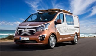 Vauxhall Vivaro Surf Concept - front three quarter