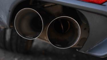 Ford Mustang GT - exhaust