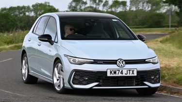 Volkswagen Golf GTE vs Toyota Prius - Golf GTE front cornering
