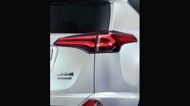 2016 Toyota Rav4 Hybrid teaser