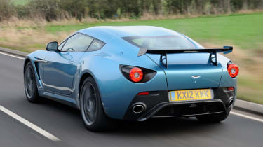Aston Martin V12 Zagato rear tracking
