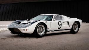 Ford-GT40-1964-