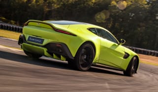 Aston Martin Vantage - rear
