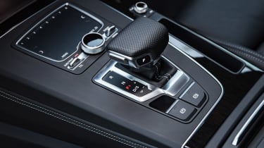 Audi Q5 3.0 TDI S-Line - centre console