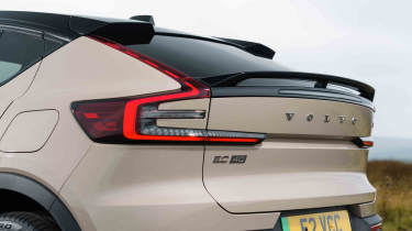 Volvo EC40 - rear lights