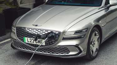 Genesis Electrified G80 - charging