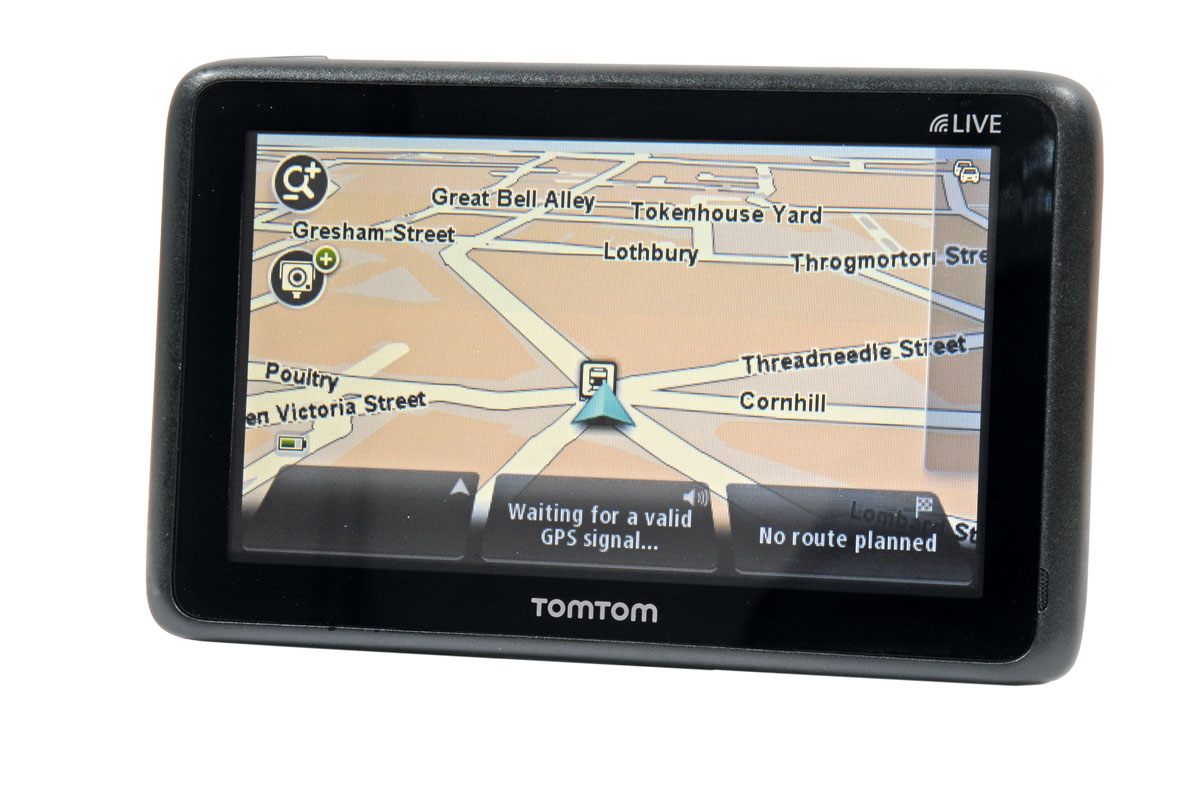 TomTom GO LIVE 1005 World review Auto Express