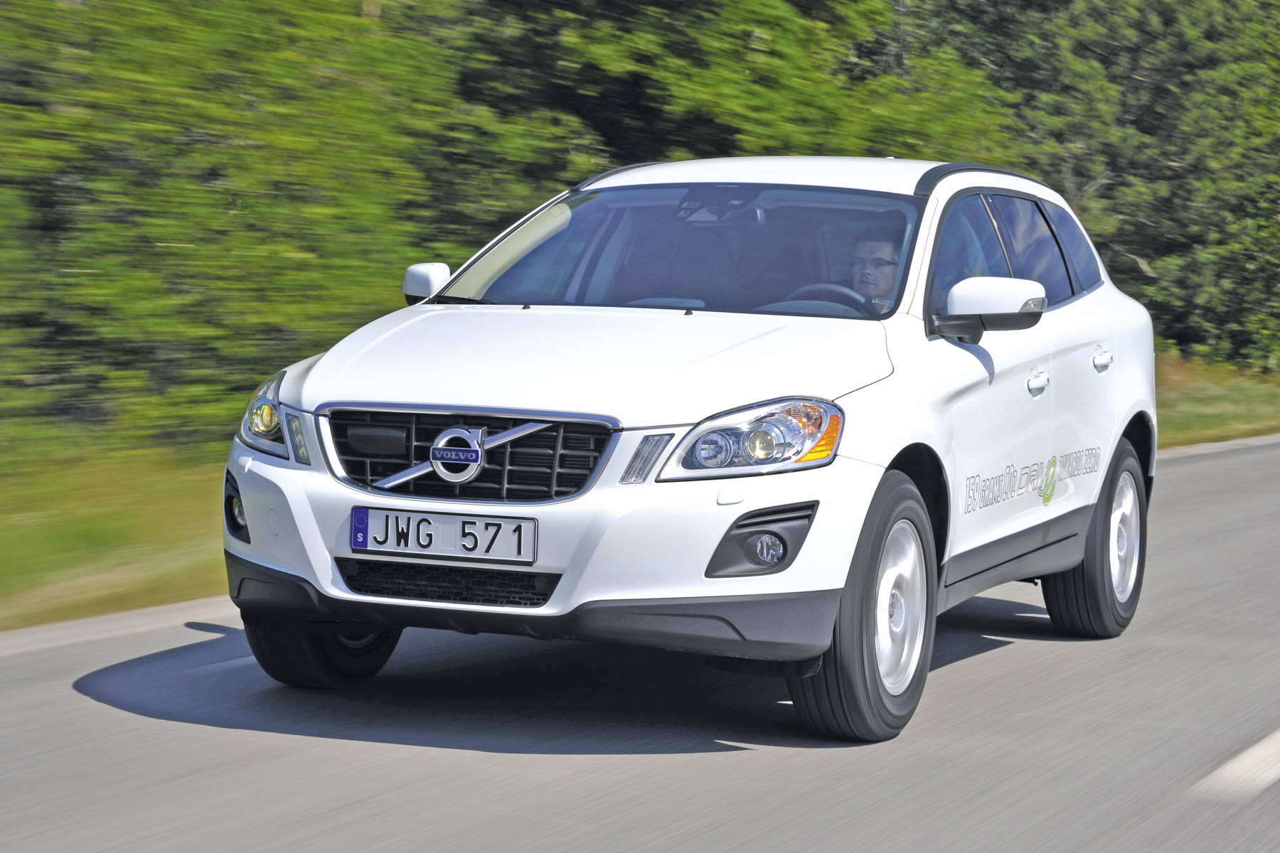 Volvo XC60 DRIVe | Auto Express