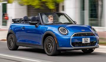 MINI Convertible 2024 - front