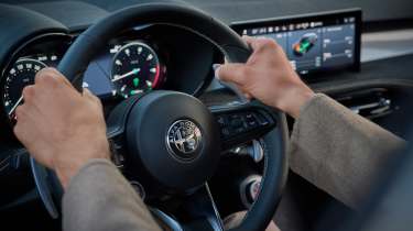 Alfa Romeo Tonale - steering wheel