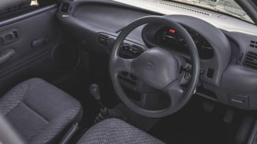 Nissan Micra Mk2 icon - cabin