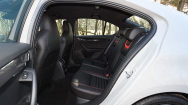Skoda Octavia vRS 4x4 2016 UK - rear seats