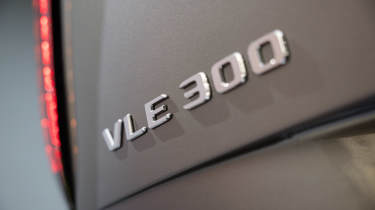 Mercedes VLE - VLE 300 badge
