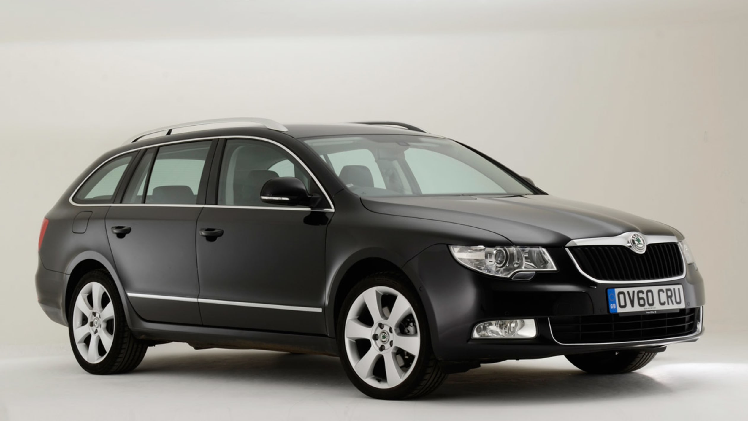 Skoda superb седан