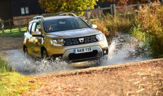 Dacia Duster ford