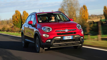 Fiat 500X - front tracking