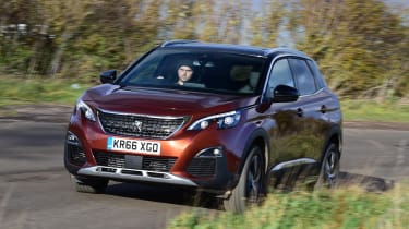 3008 minutes in a Peugeot 3008 - front cornering