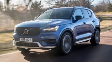 Volvo XC40 T5 Twin Engine - front