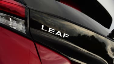 Nissan Leaf - Leaf badge