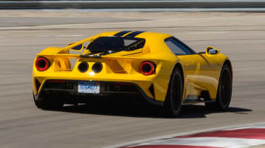 Ford GT - track rear tracking