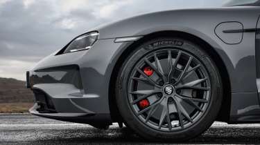 Porsche Taycan Sport Turismo GTS - wheel