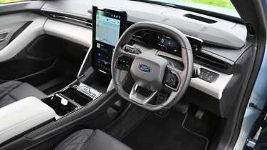 Ford Explorer - dashboard