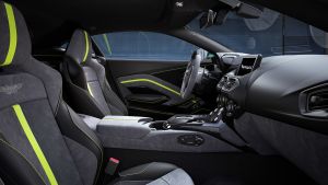 Aston Martin Vantage F1 Edition - cabin