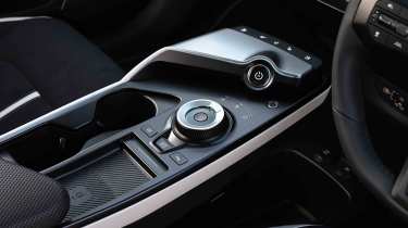 Kia EV6 - centre console