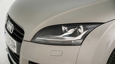 Used Audi TT - front light detail