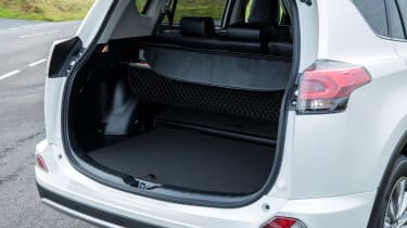 Toyota RAV4 Hybrid UK 2016 - boot space