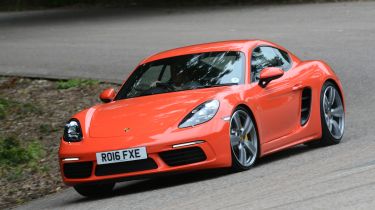 Porsche 718 Cayman 2016 - front cornering 2