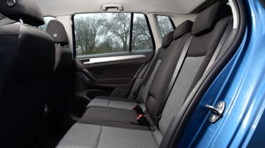 VW Golf SV BlueMotion rear seats