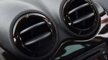 Dacia Duster interior detail