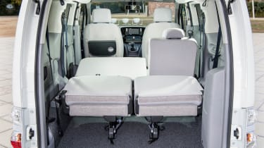 Nissan e-NV200 boot 3