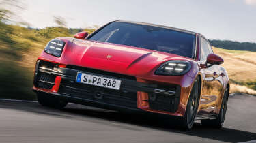 Porsche Panamera GTS - front