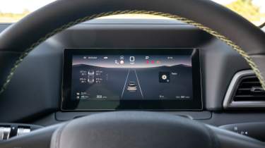 BYD Atto 2 DM-i - driver's display