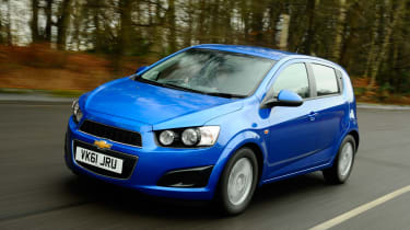 Chevrolet Aveo LT front tracking
