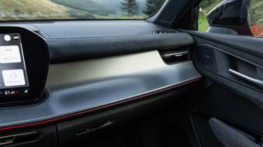 Audi Q3 - trim