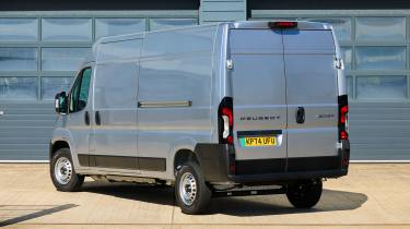 Peugeot E-Boxer - rear static 