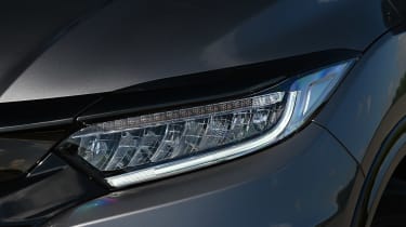 Honda HR-V Sport - front light