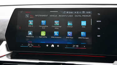 BMW X2 - infotainment