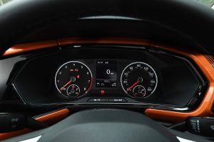 Volkswagen T-Cross - dials