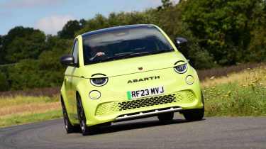 Abarth 500e - front cornering