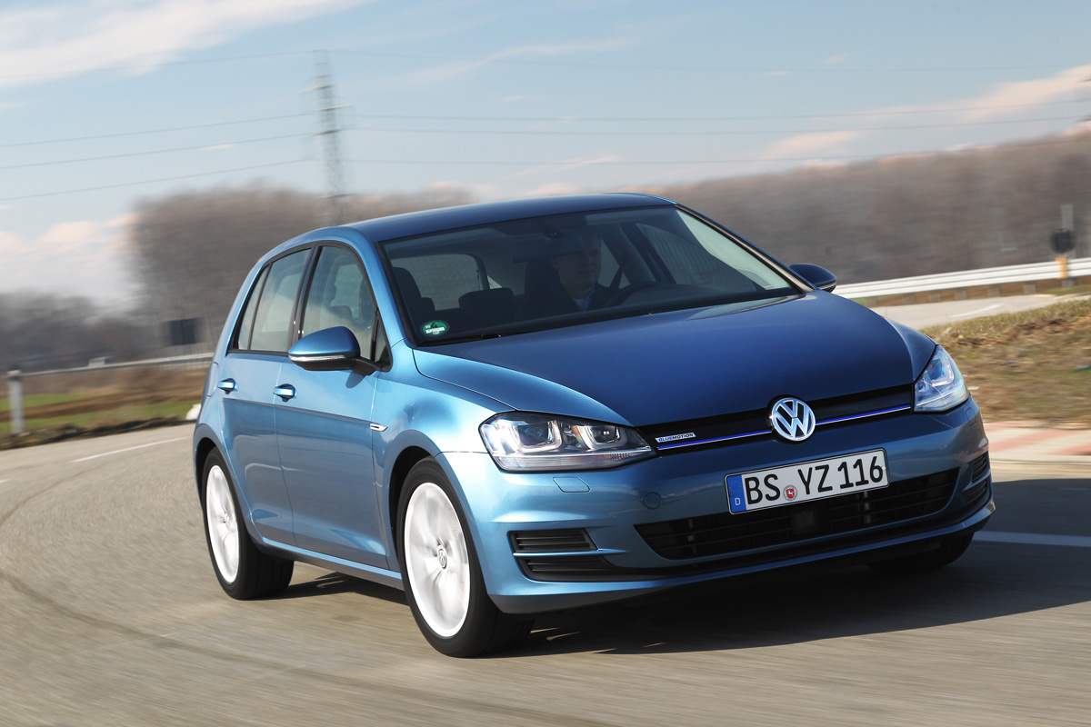 Volkswagen Golf 2.0 TDI GT | Auto Express