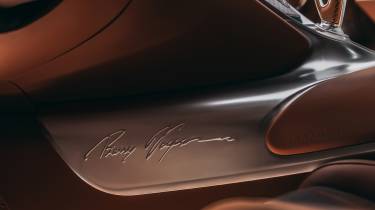 Bugatti Veyron returns: F.K.P. Hommage Edition - name