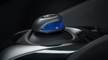 Nissan Leaf Nismo - controls