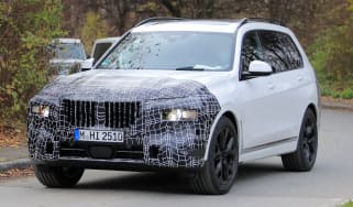New BMW X7 studio shoot