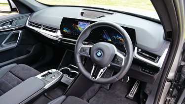 BMW iX1 - interior 