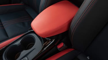 Nissan Juke - interior detail