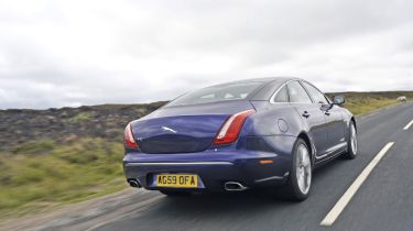 Jaguar XJ rear tracking